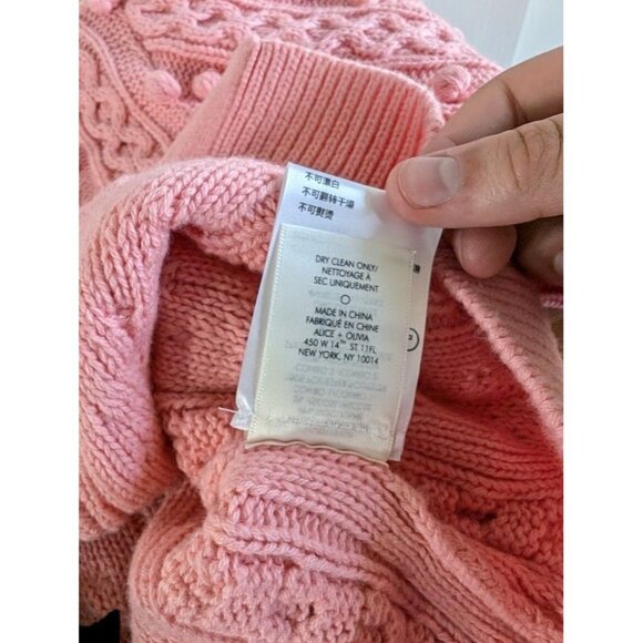 Alice + Olivia Kitty Puff Sleeve Sweater Cardigan Size Medium‎ Cable Knit NEW - Picture 8 of 14